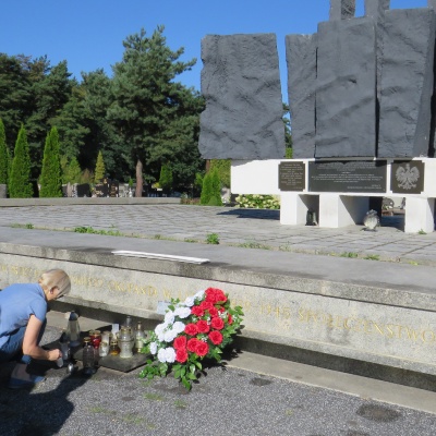 Moment zapalenia symbolicznej lampki pamięci